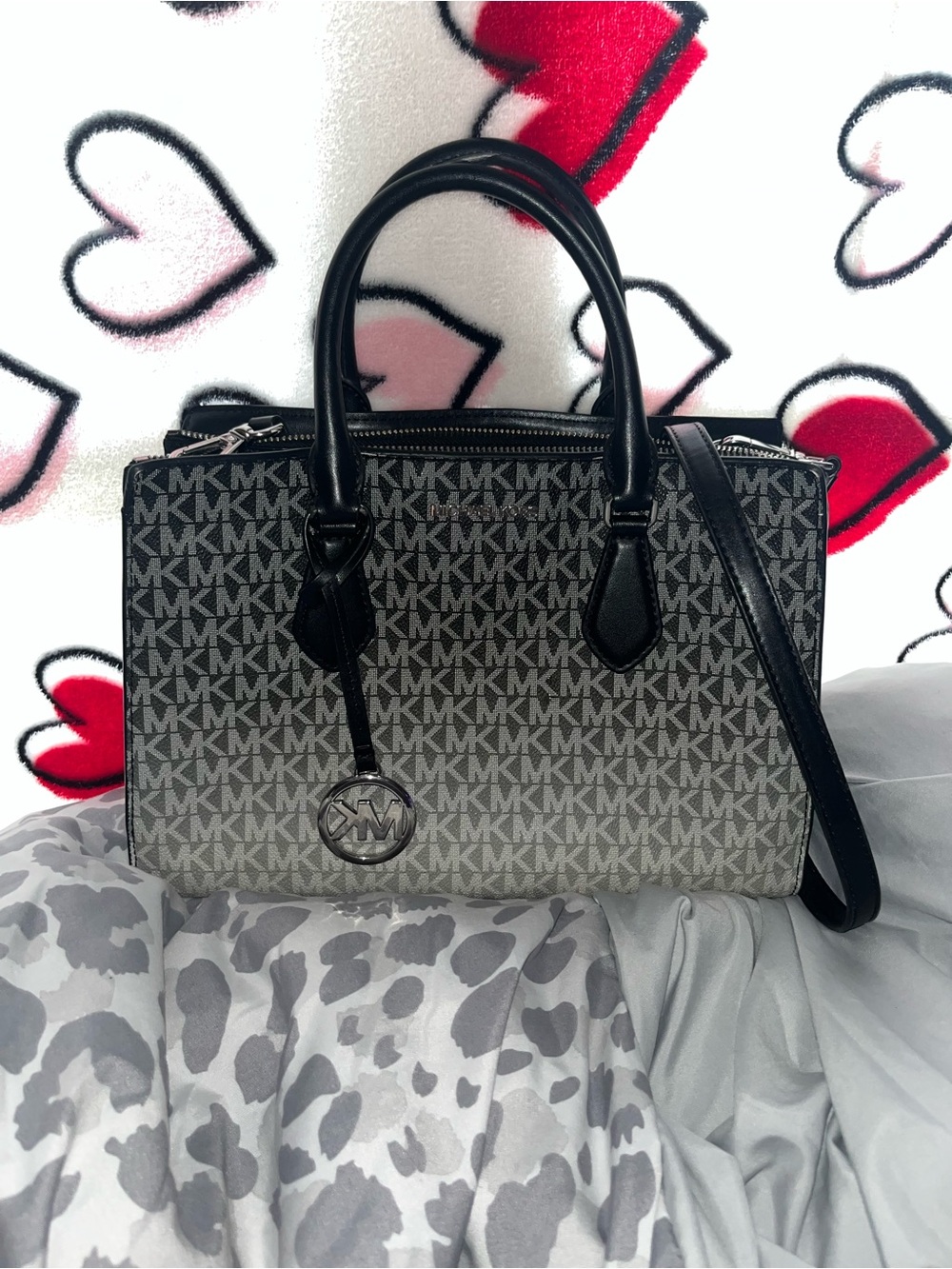 Michael Kors Black & White Monogram Purse - Picture 3 of 7